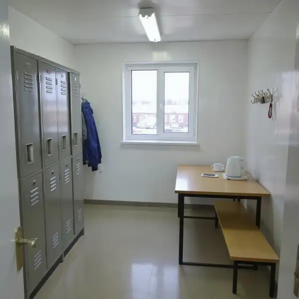 Уборка складской бытовки персонала